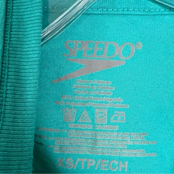 Speedo Men’s XS Bundle of 3 Graphic T-shirts - Picture 13 of 13